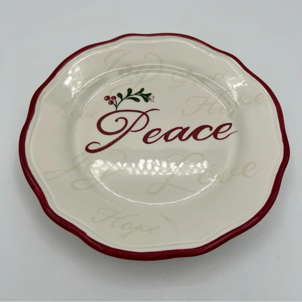 Better Homes & Gardens Heritage Collection Holiday Plates Set of 4 Ceramic